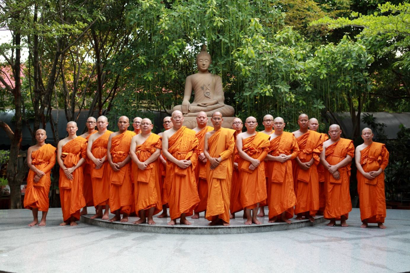 EXIM Thailand Holds a Group Ordination to Make Merit for His Majesty the Late King Bhumibol Adulyadej